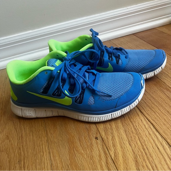 Nike Free Run 5.0 Blue and Lime Green Sz 8 Sneakers Running Tennis Shoes Outdoor - Picture 1 of 11
